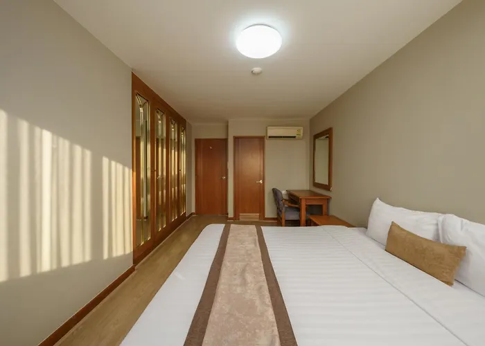 Apartment United Tower Thonglor By Aspira